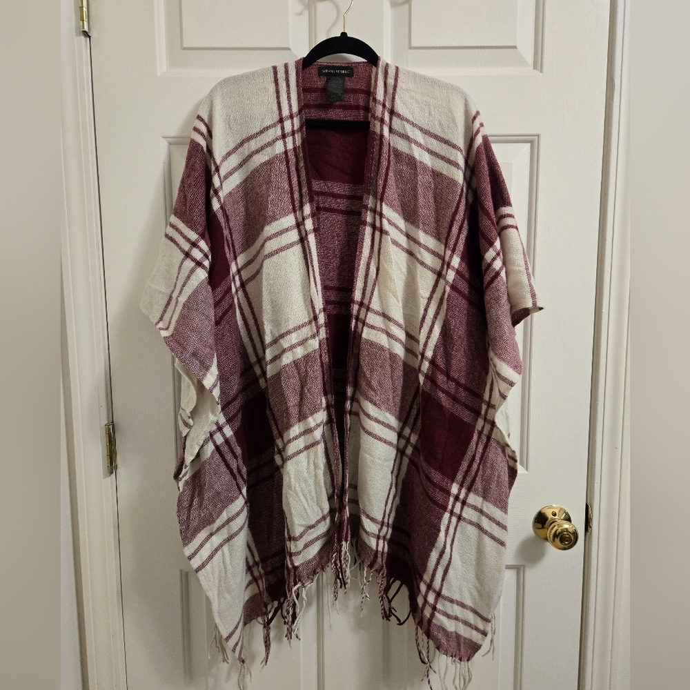Banana Republic Cashmere And Wool Blend Red And Cream Plaid Wrap/Shawl
